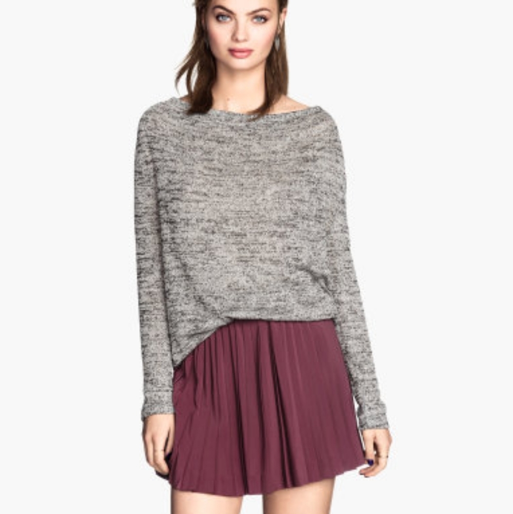 H&M Maroon Pleated Skirt